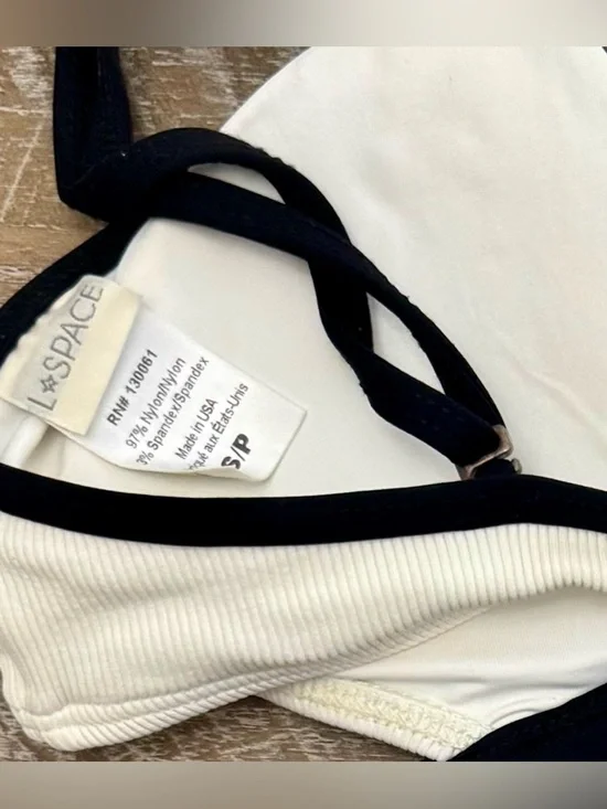 l*space White and Black Ribbed Contrast Bikini Set - Size: Small - Picture 3 of 4